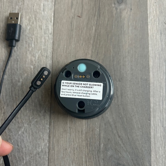 HidrateSpark Gradient Water Bottle - Picture 4 of 4